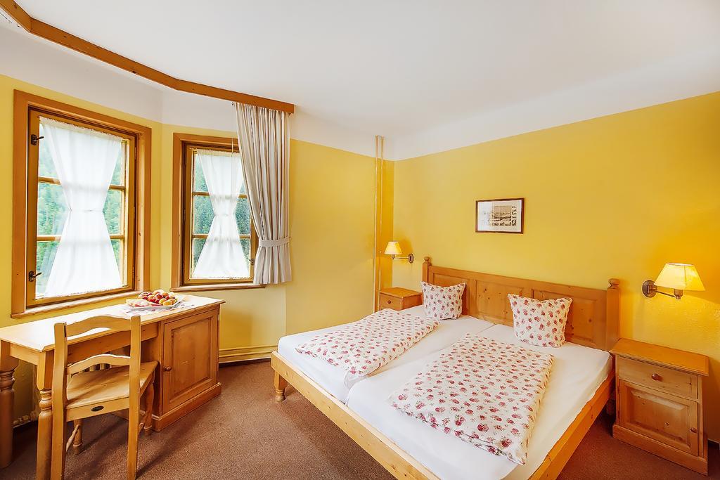 Alpsky Hotel Spindleruv Mlyn Room photo